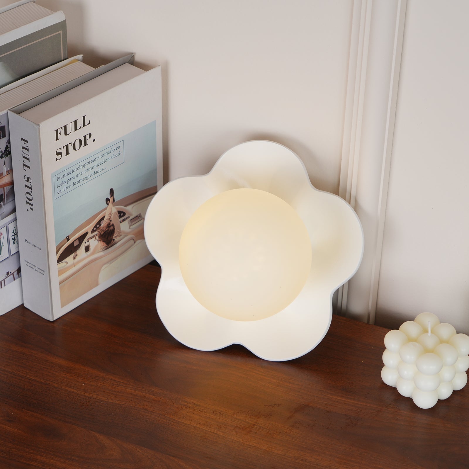 Meluna Yellow Flower Wall Lamp - Letslighting