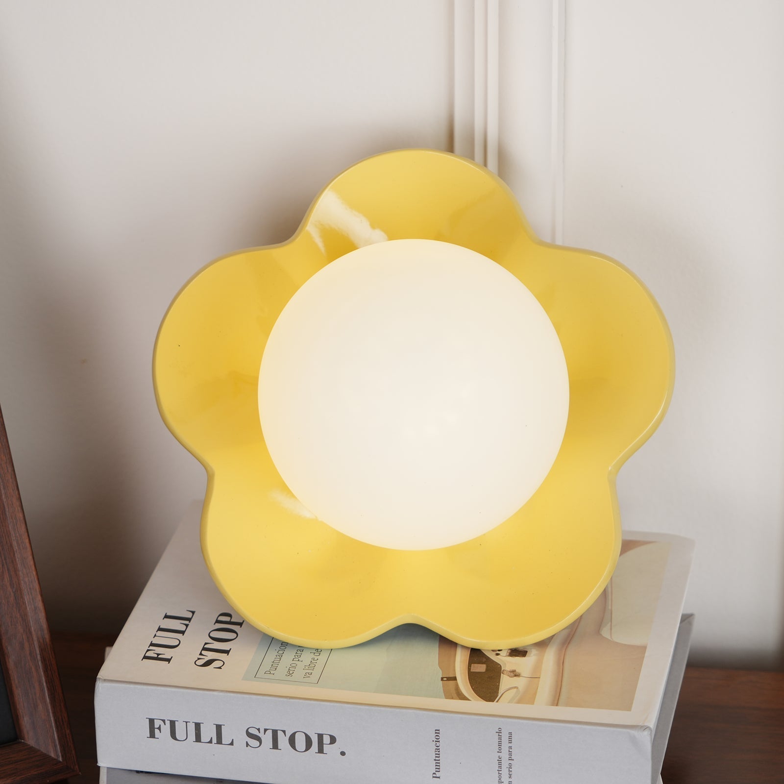 Petalia Wall Lamp - Letslighting