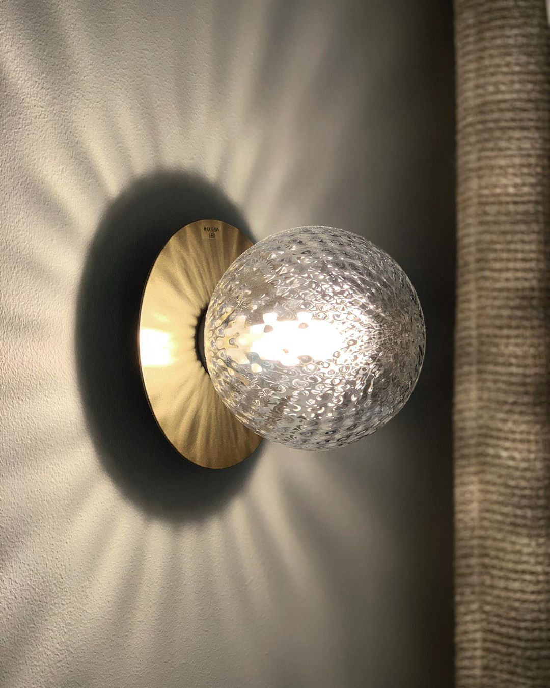 Lunara Wall Lamp - Blowlighting