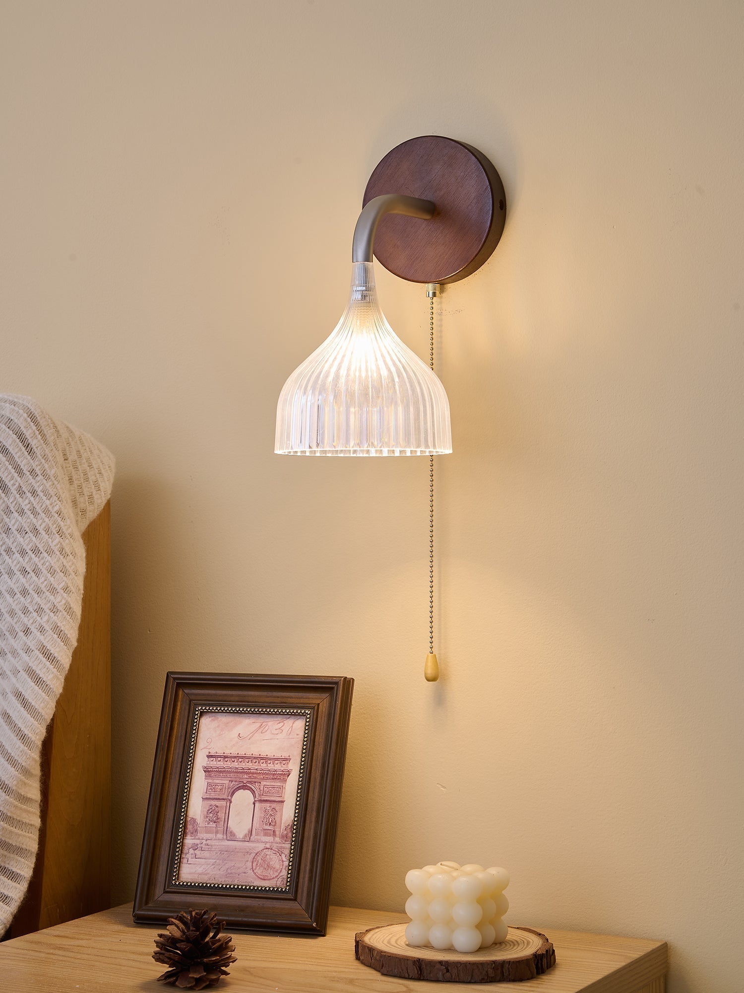Lucina Wall Lamp - Blowlighting