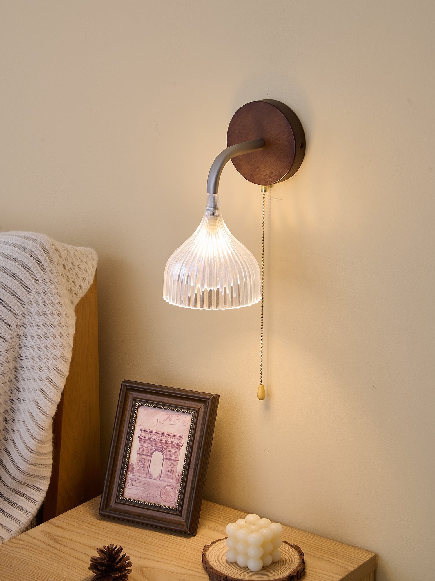 Lucina Wall Lamp - Blowlighting