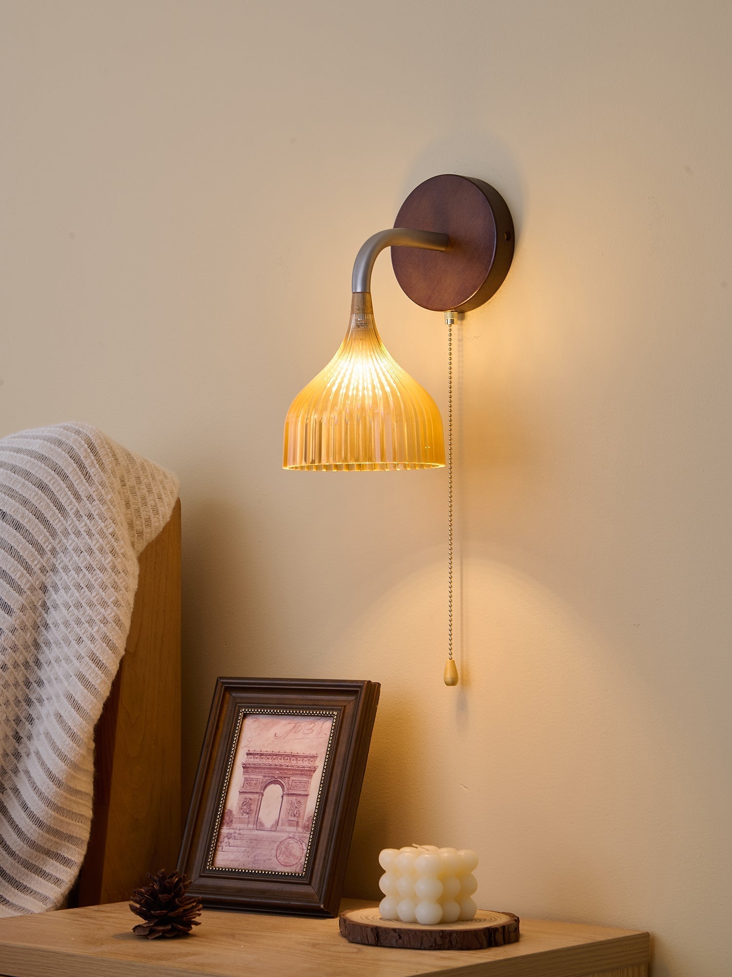 Lucina Wall Lamp - Blowlighting