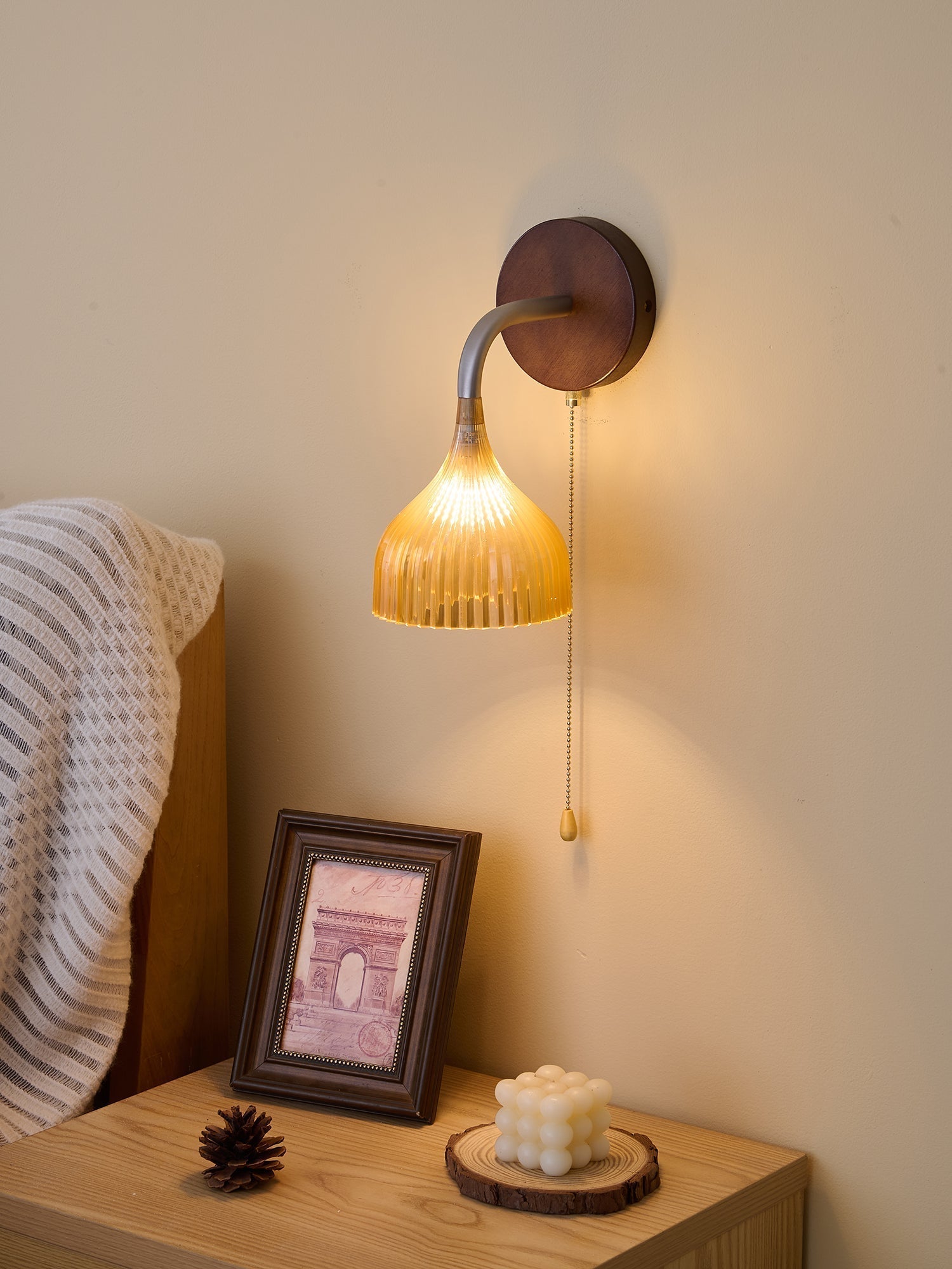 Lucina Wall Lamp - Blowlighting