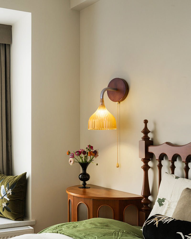 Lucina Wall Lamp - Blowlighting