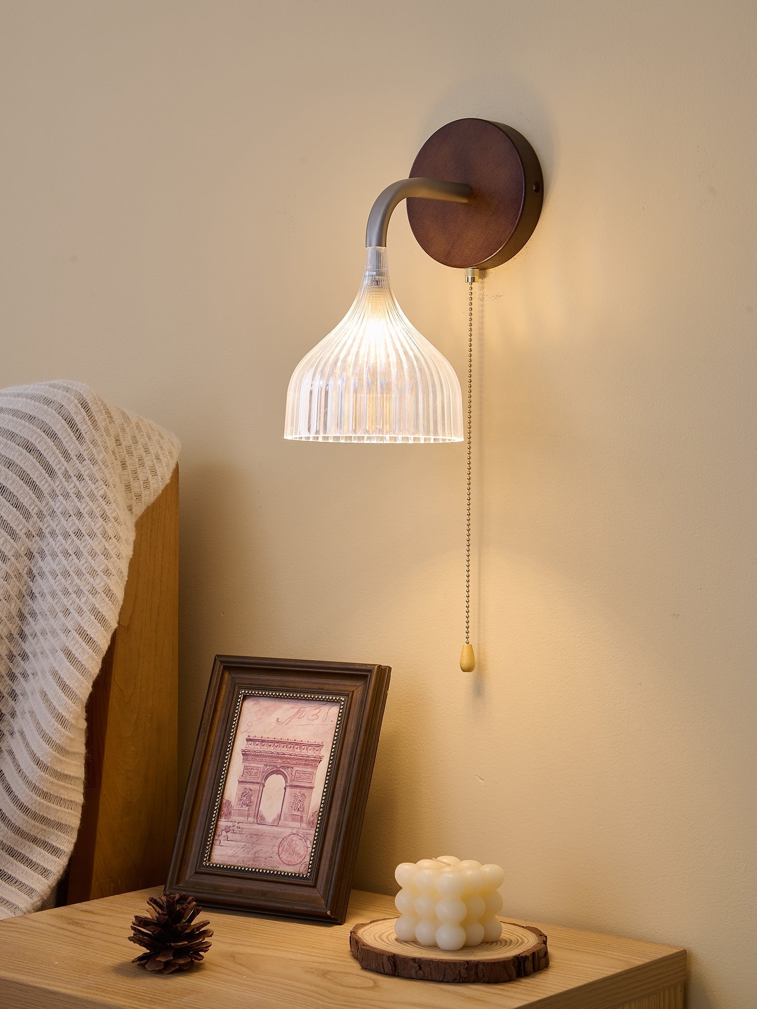 Lucina Wall Lamp - Blowlighting