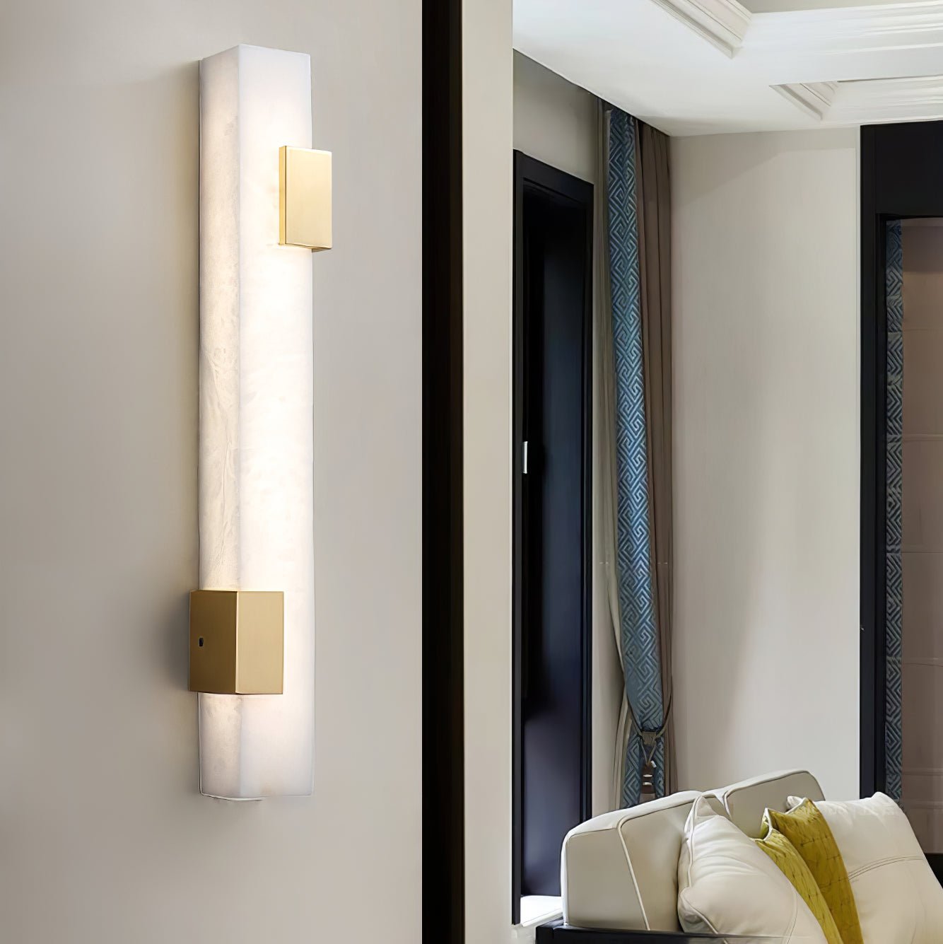Eos Linear Alabaster Wall Light - Letslighting