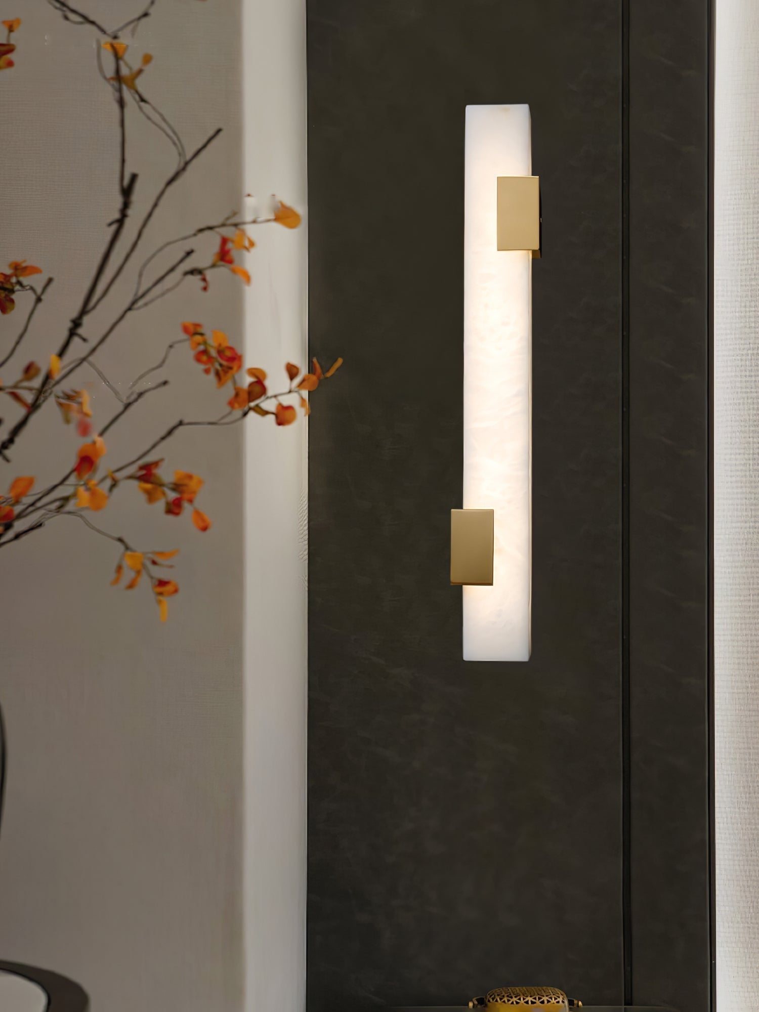 Eos Linear Alabaster Wall Light - Letslighting