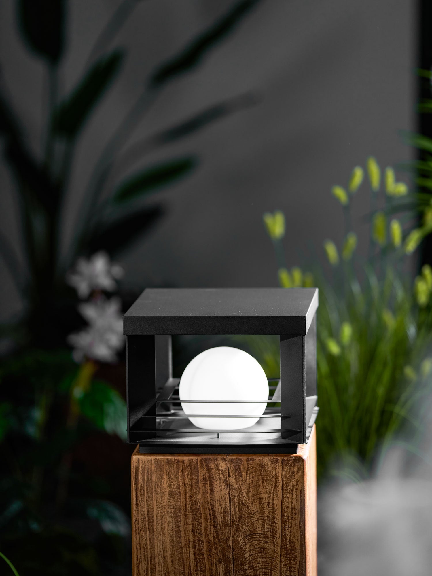 Lumin Lampe d’Extérieur Lunar Crate