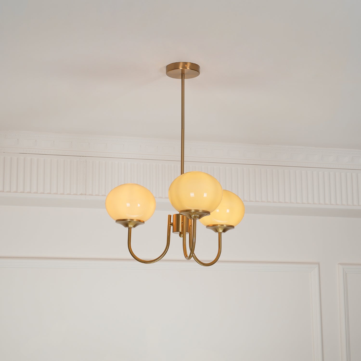 Marshmallow Chandelier - Blowlighting