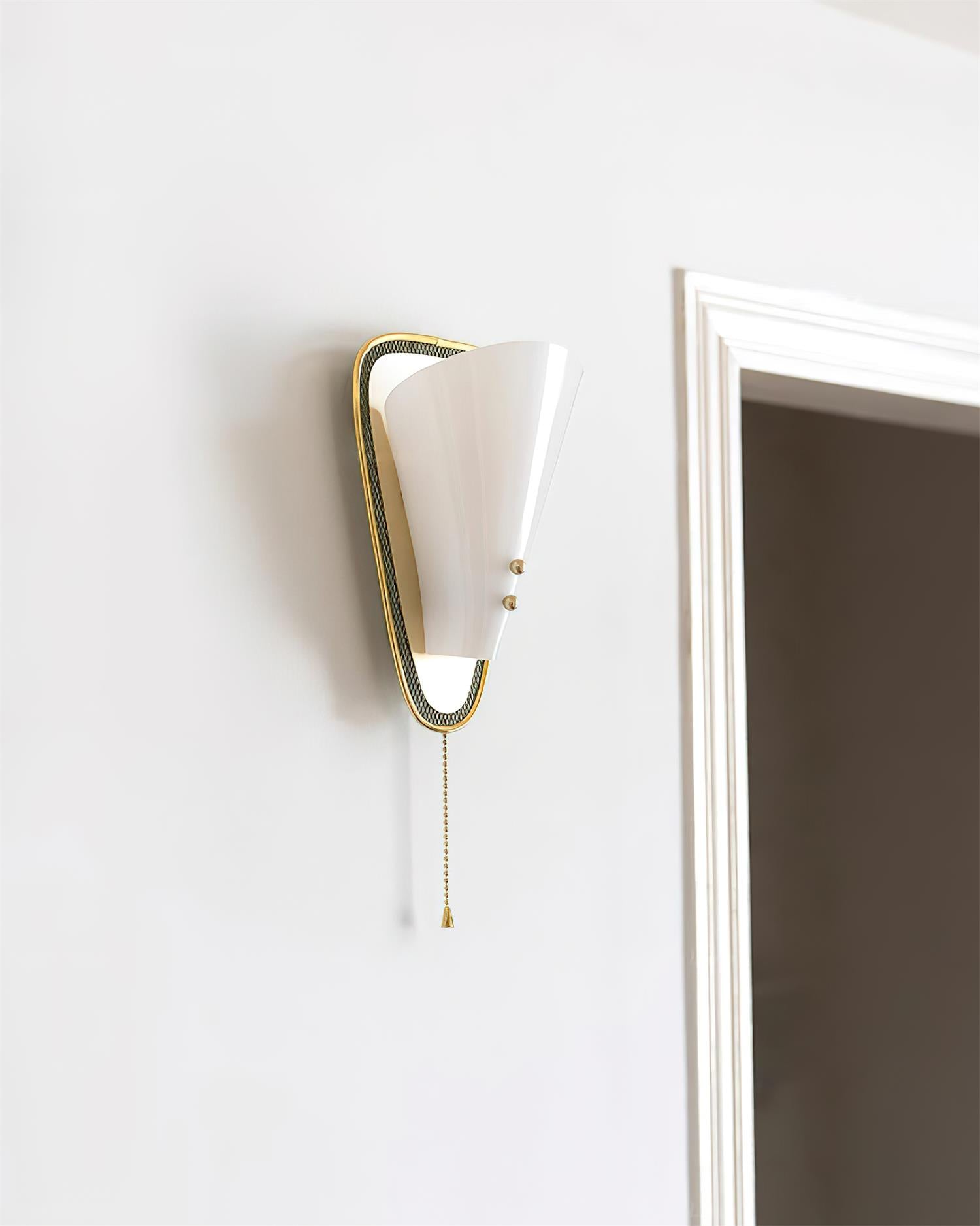 Marzio Sleek Sculptural Wall Lamp - Letslighting