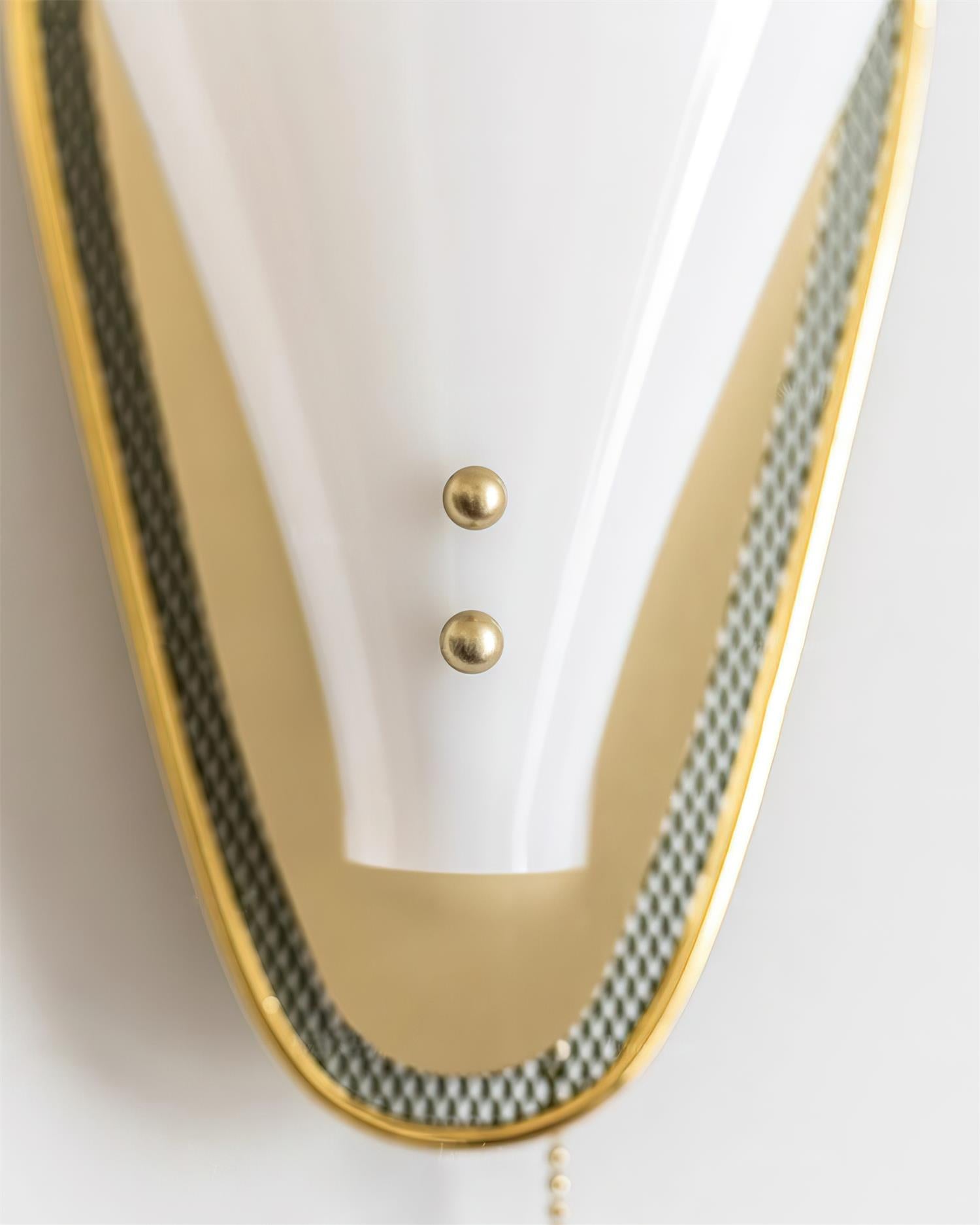 Marzio Sleek Sculptural Wall Lamp - Letslighting