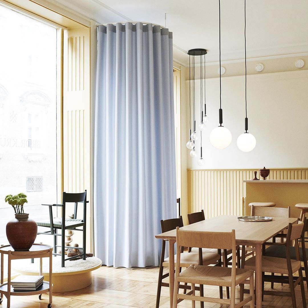 Miira Brass Pendant Light - Blowlighting