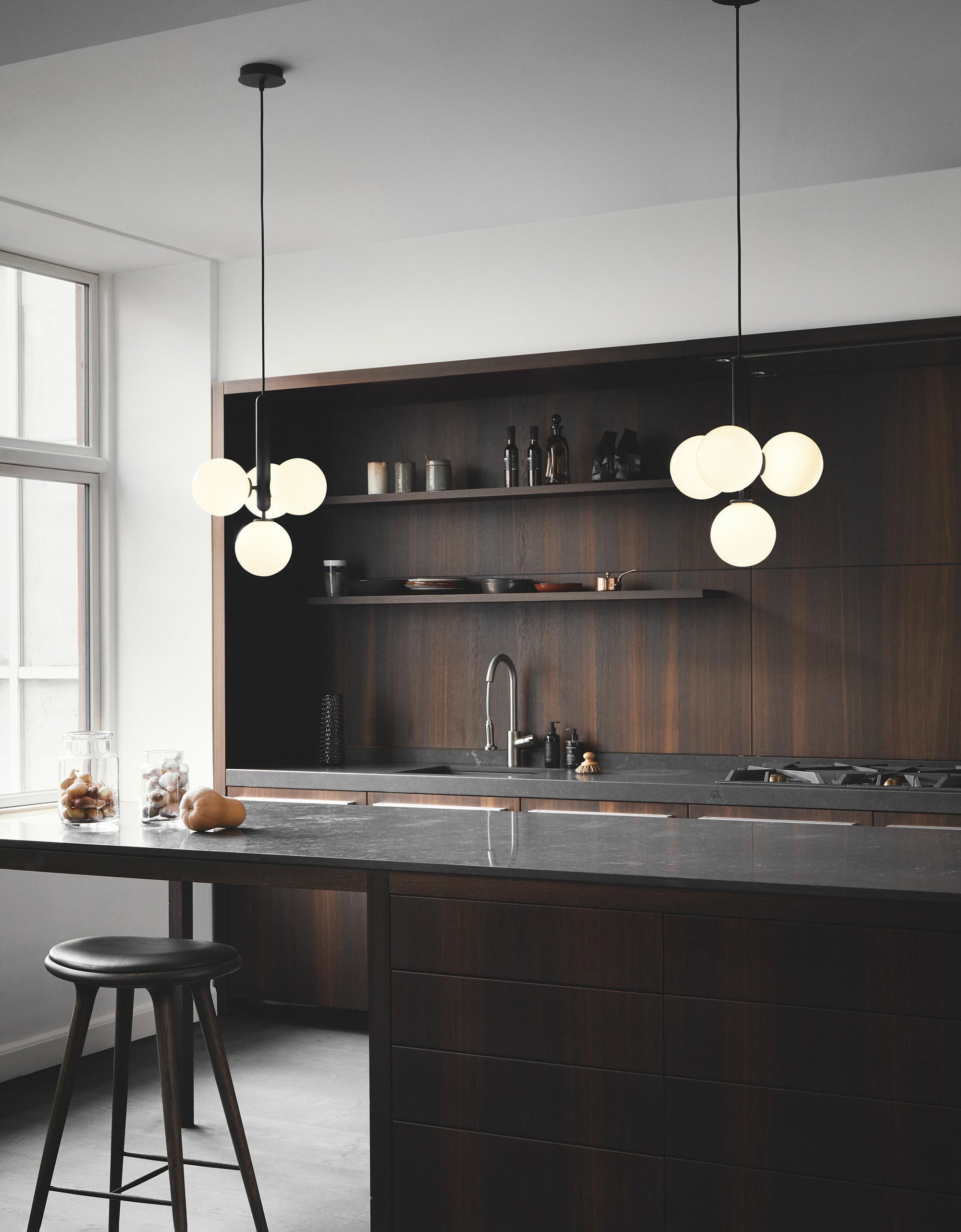 Miira Brass Pendant Light - Blowlighting