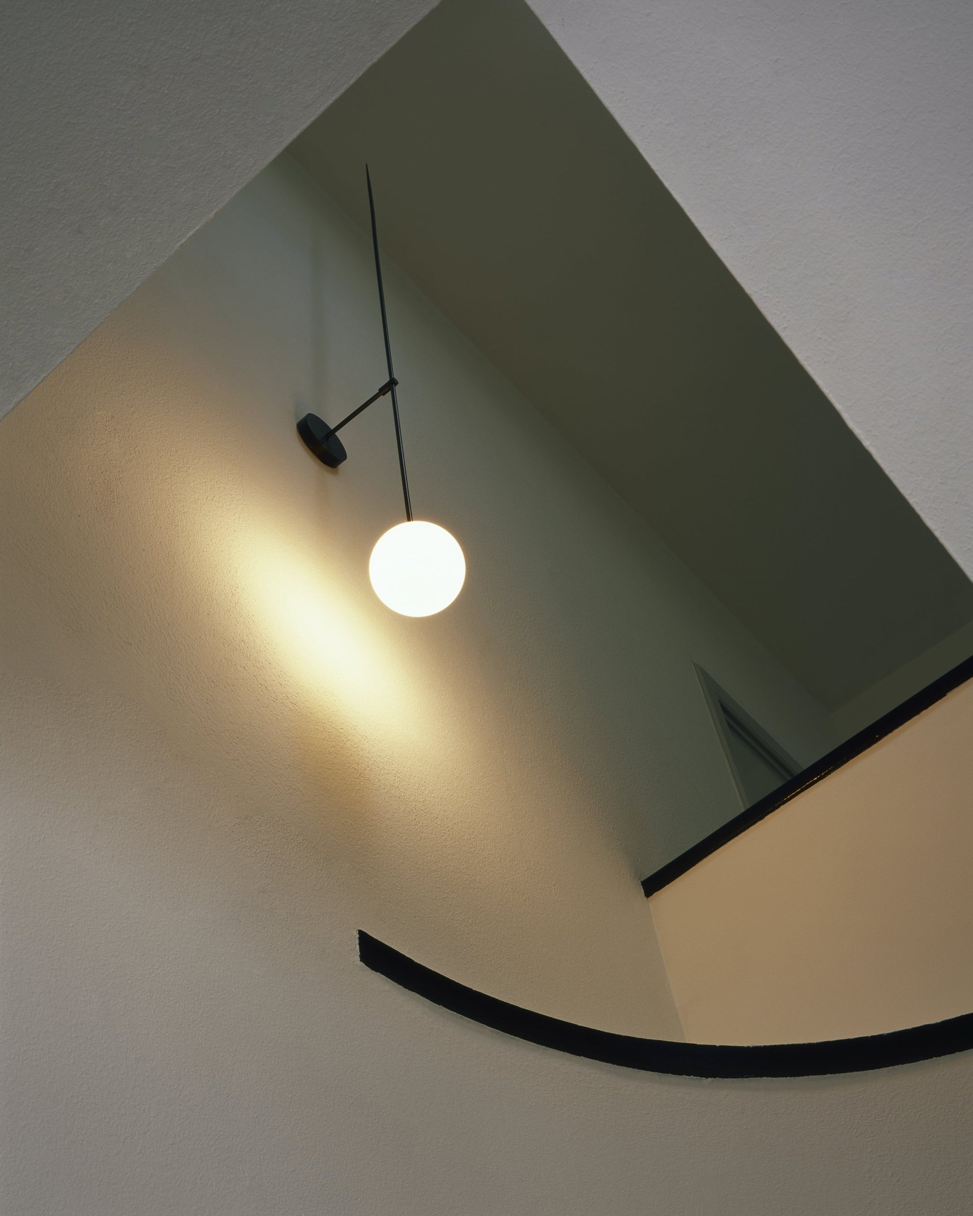 Mobile Wall Lamp - Blowlighting