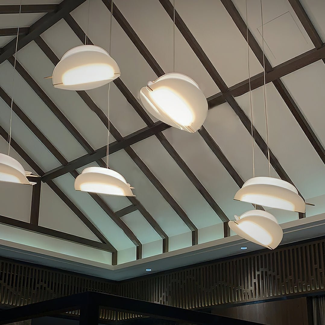 Moth Pendant Lamp - Blowlighting