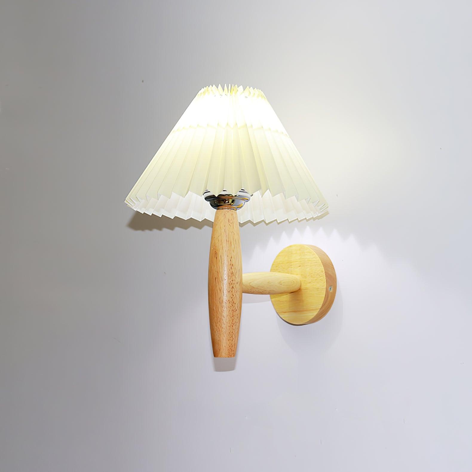 Lincoln Modern Wood Wall Lamp - Blowlighting