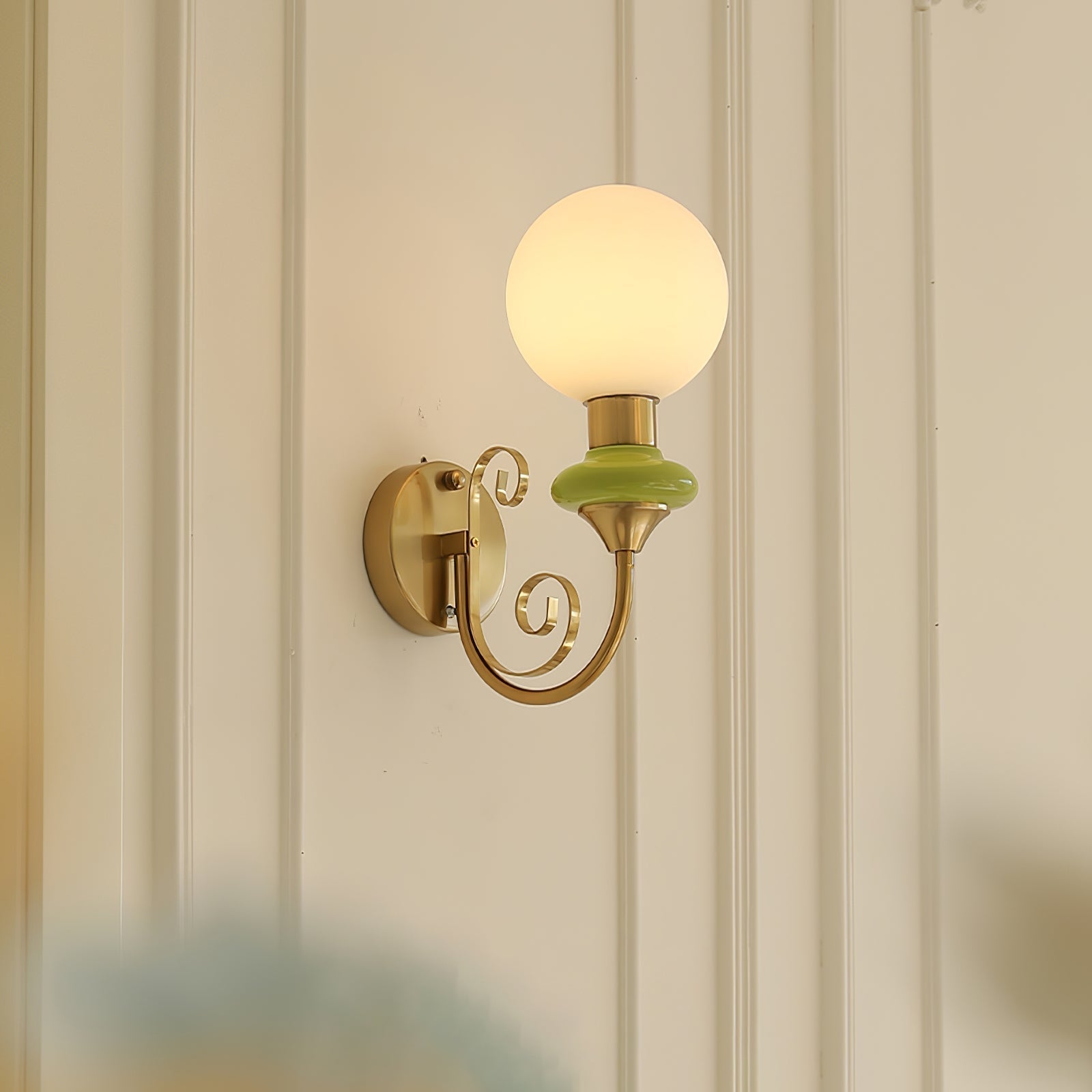 Onyx Wall Lamp - Blowlighting