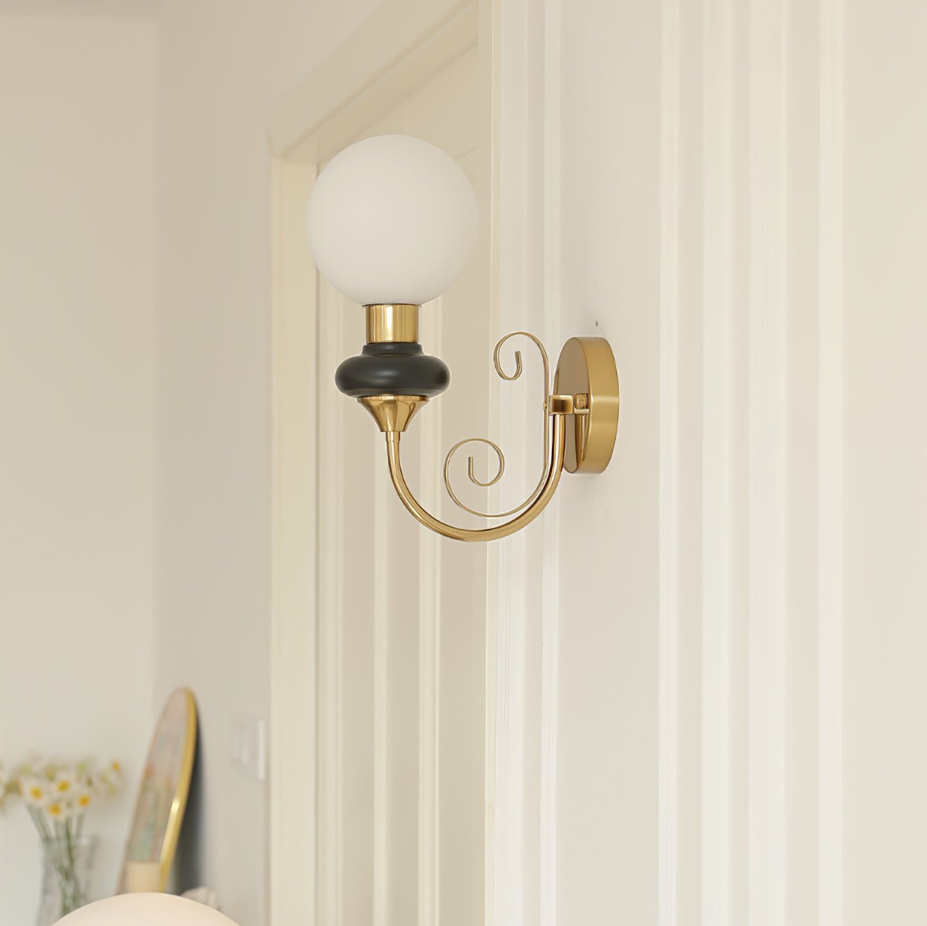 Onyx Wall Lamp - Blowlighting