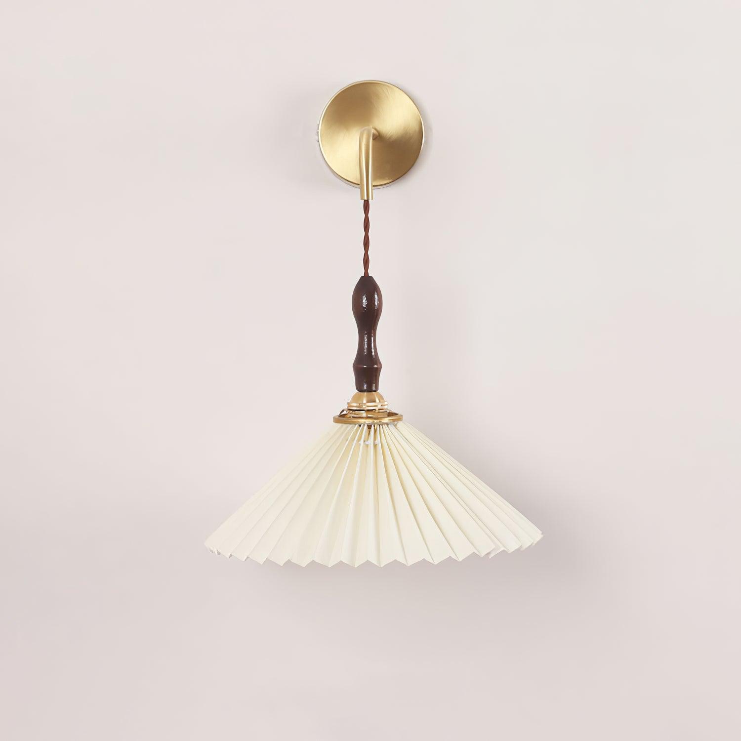 Pleated Wooden Wall Lamp - Blowlighting