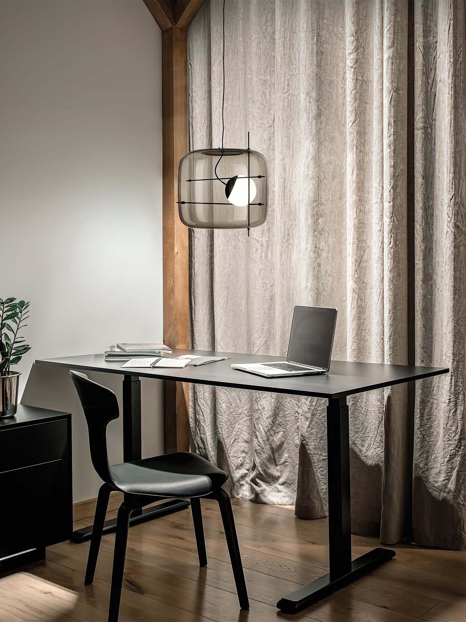 Plot Glass Pendant Light - Blowlighting