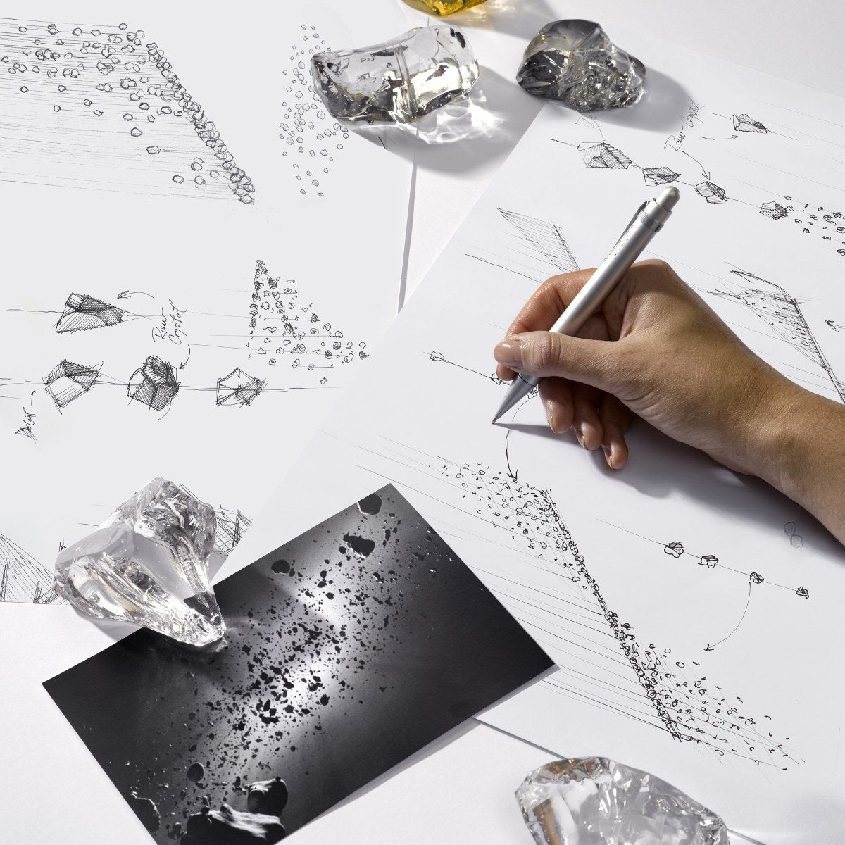 Raw Artistique Luxe Cristal Personnalisable Lustre