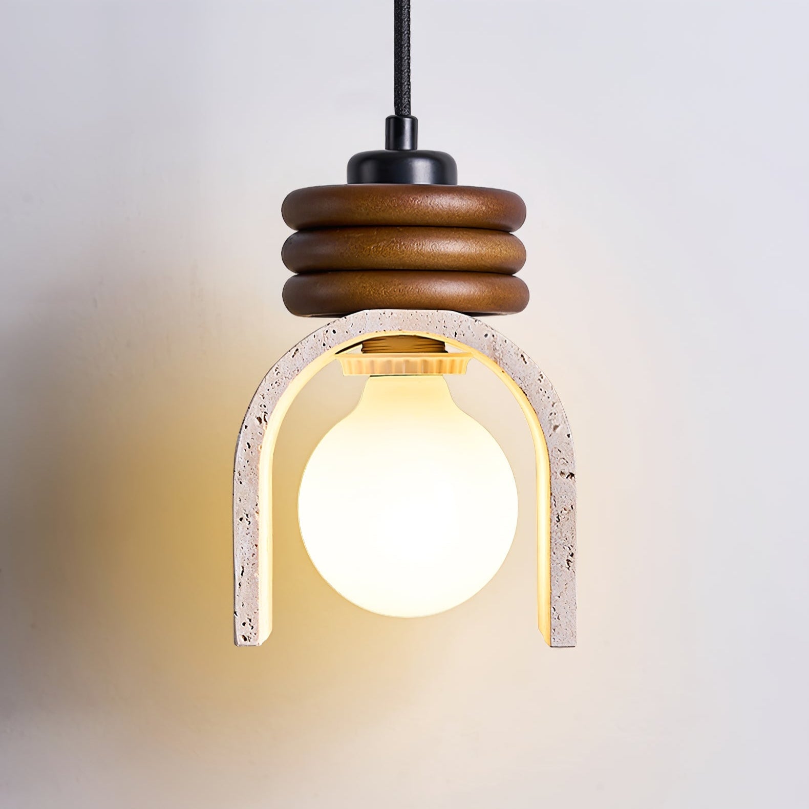 Rondara Suspension Minimaliste en Travertin