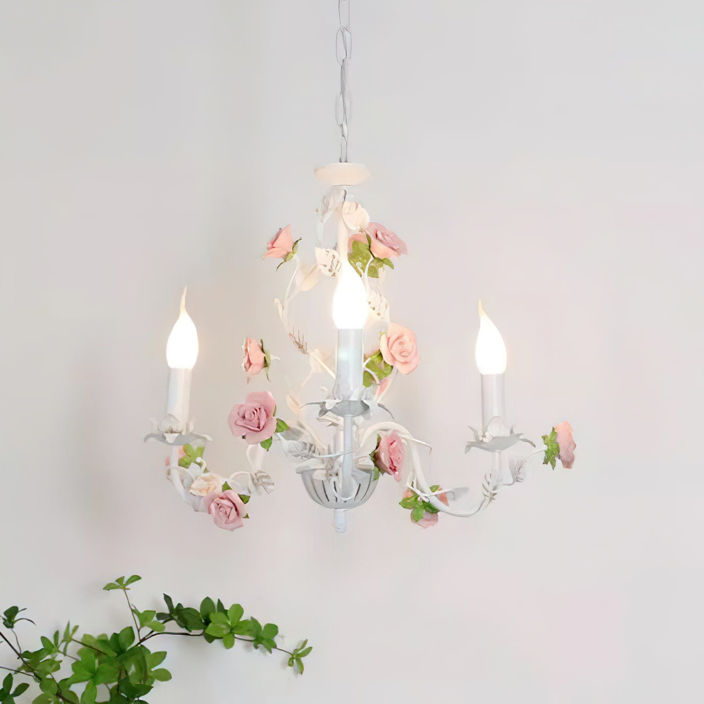 Evelisse Vintage White Chandelier - Letslighting