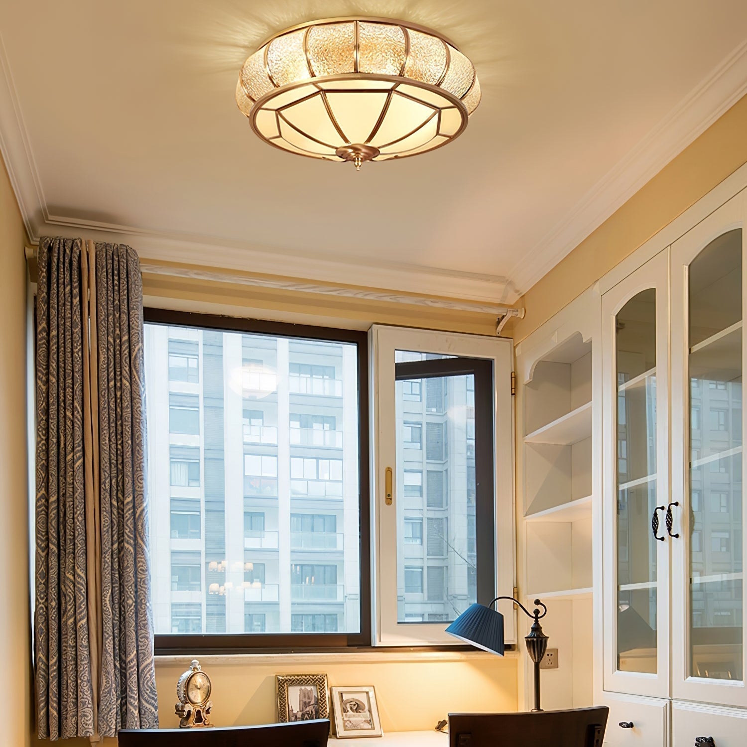 Round Textured Glass Ceiling Light - Blowlighting