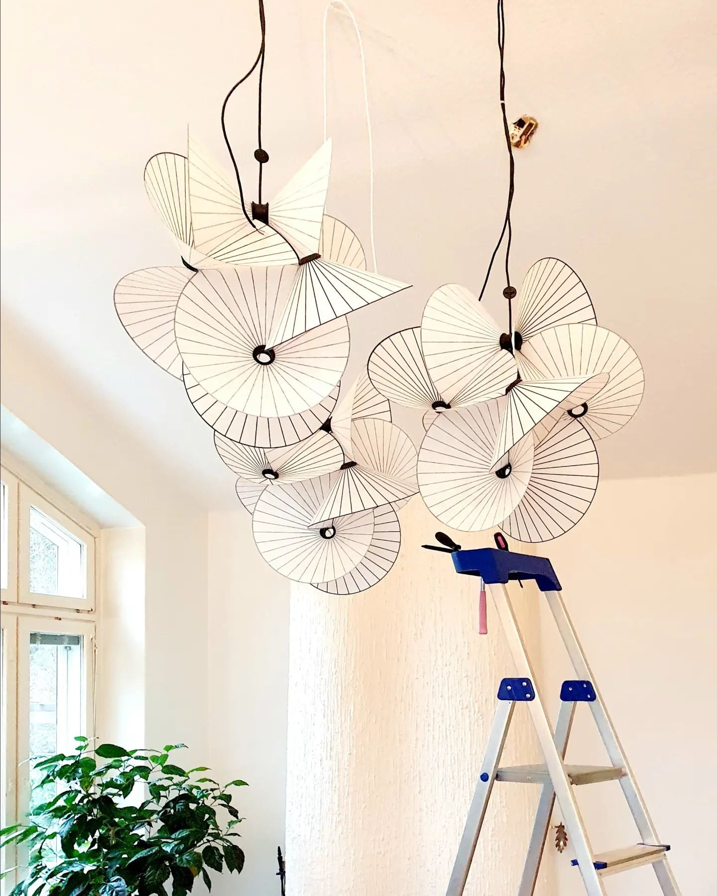 Zerinarae Individual Creativity Metal Fabric Pendant Light - Lamp Copper