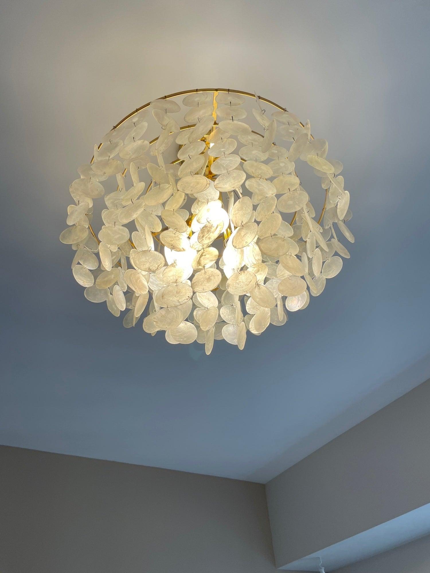 Esileth Postmodern Luxury Shell Wind Chime Metal Chandelier - Blowlighting