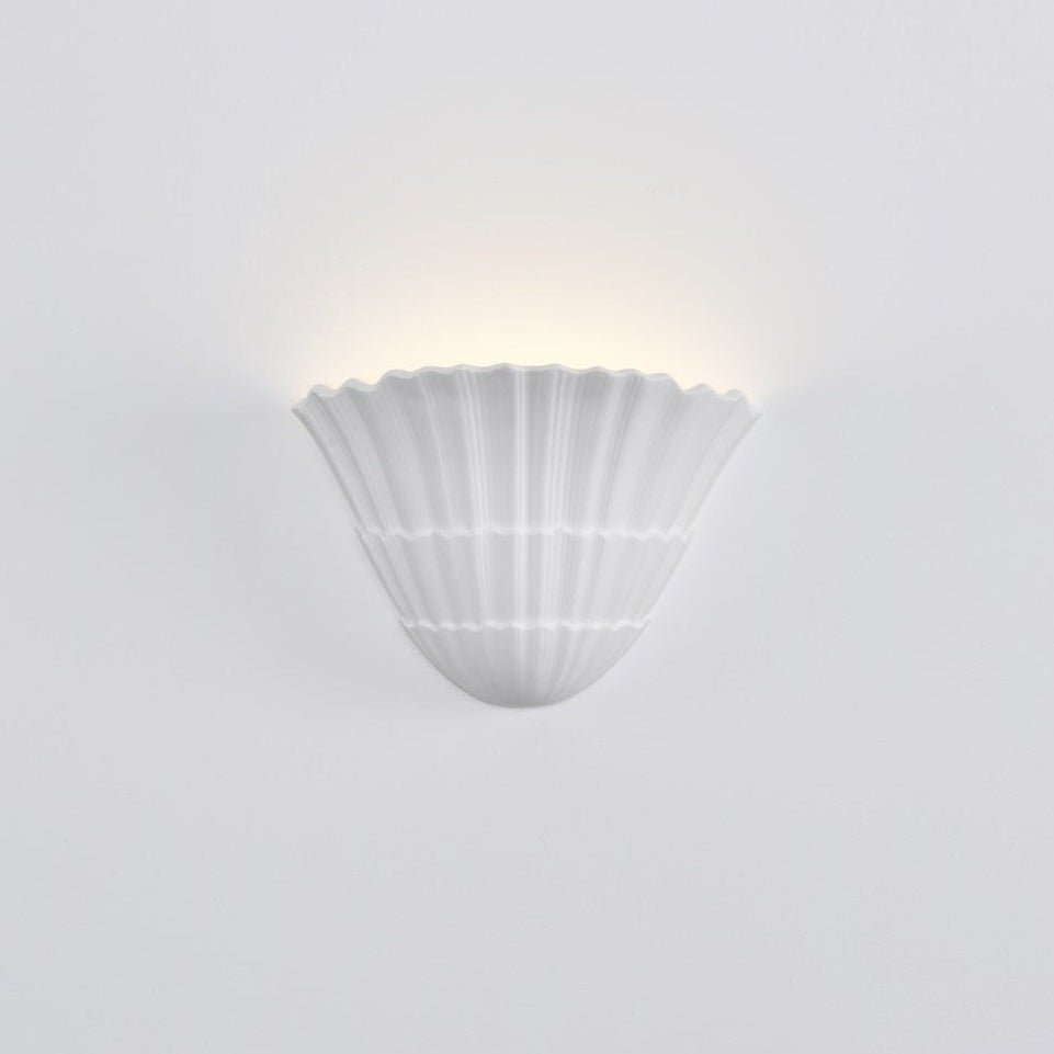 Eliana Modern Metal Wall Lamp - Blowlighting