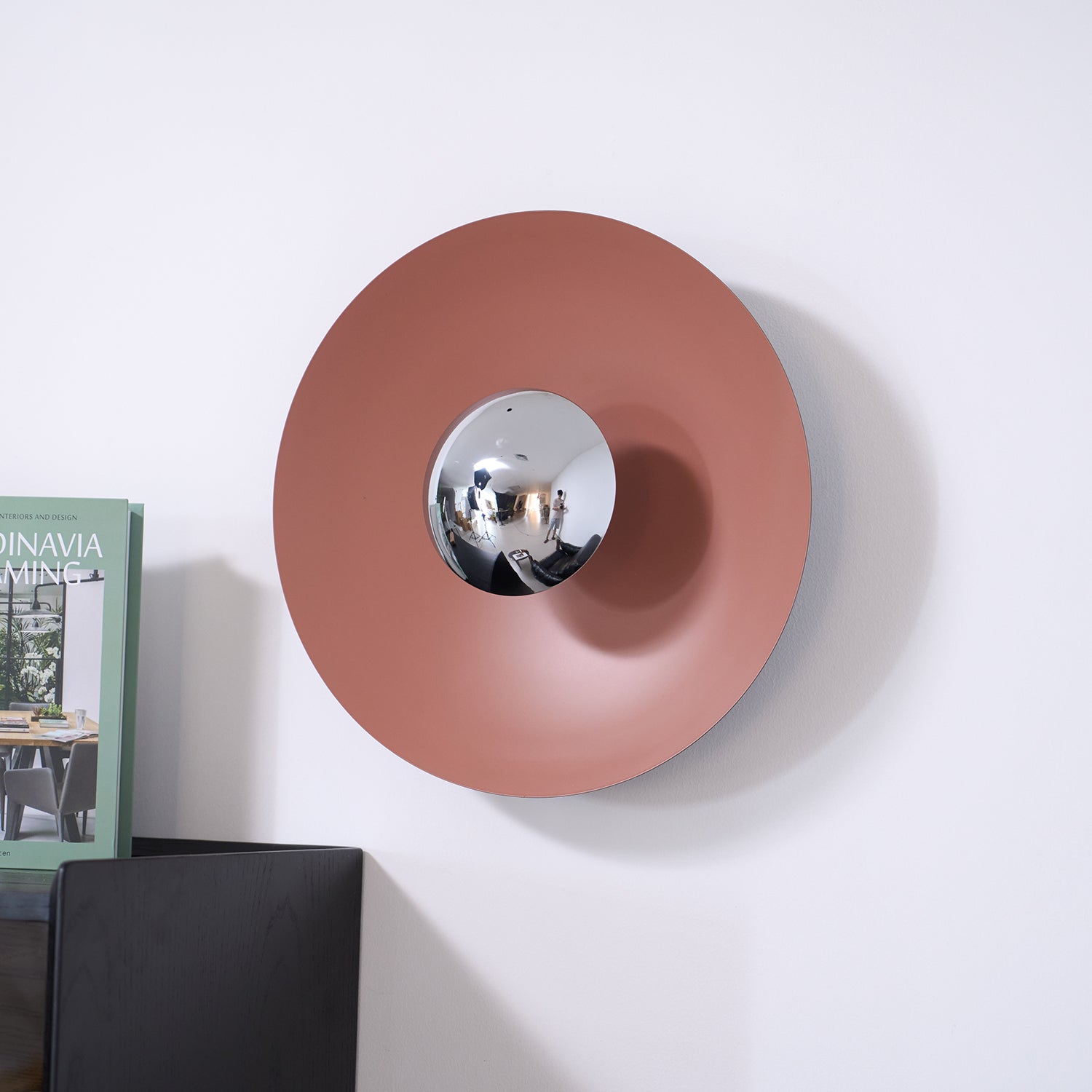 Simplicity Glow Wall Light - Blowlighting