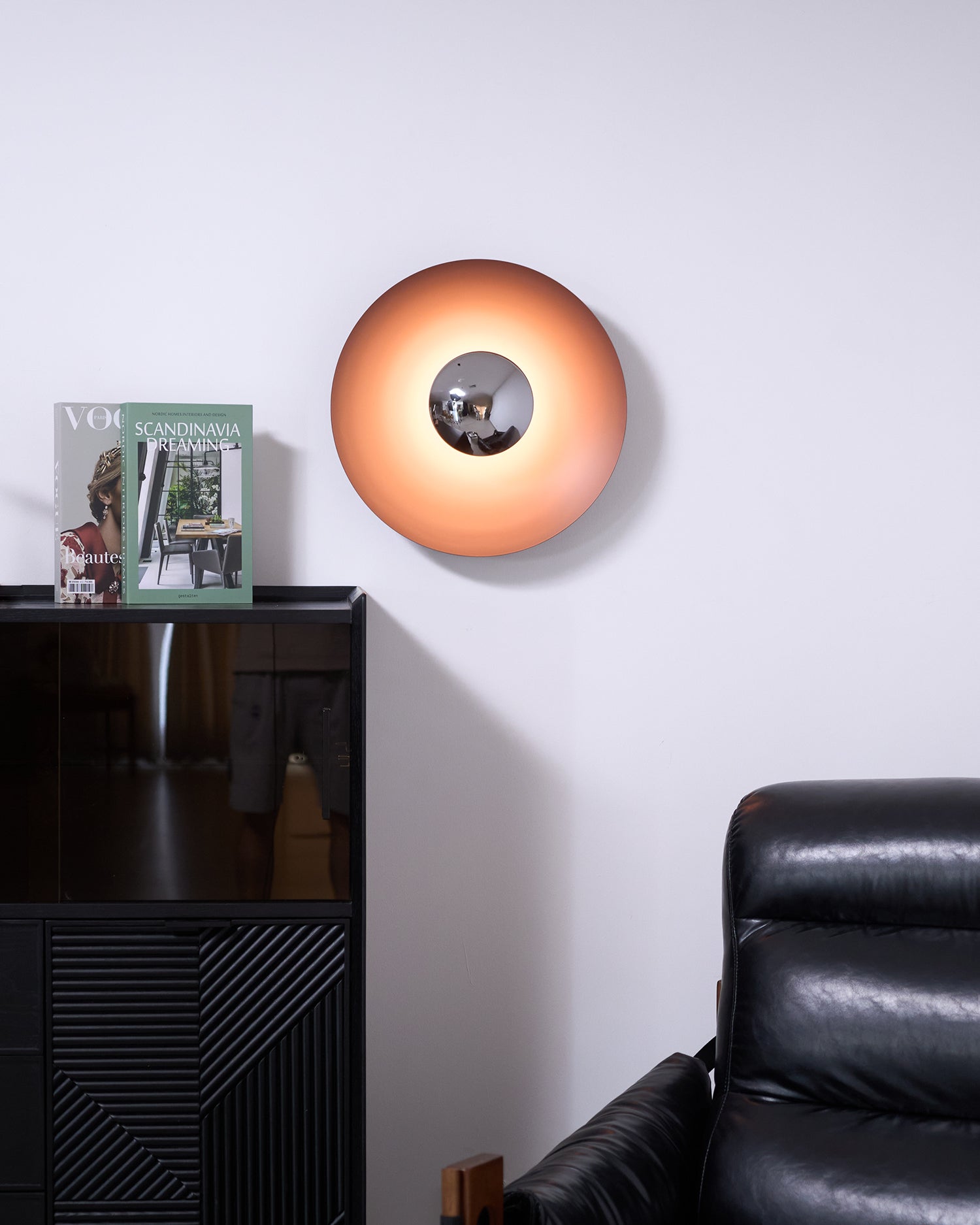 Simplicity Glow Wall Light - Blowlighting