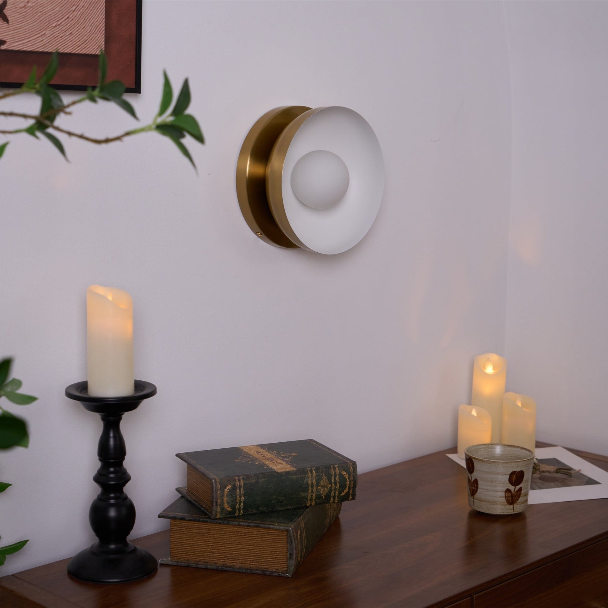 Vethaora Modern Minimalist Solar Eclipse Brass Glass Wall Light - Blowlighting