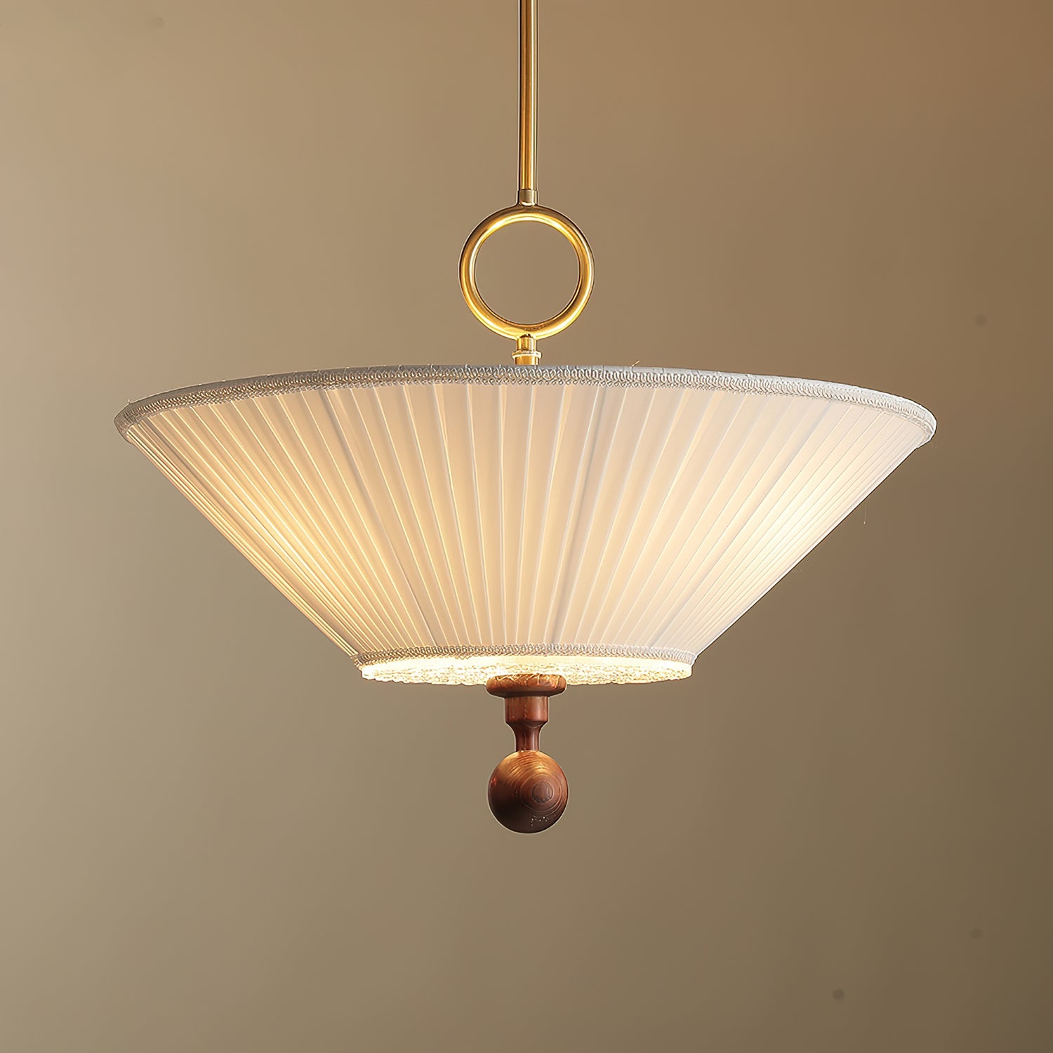 Solaria Suspension Élégante Plissée