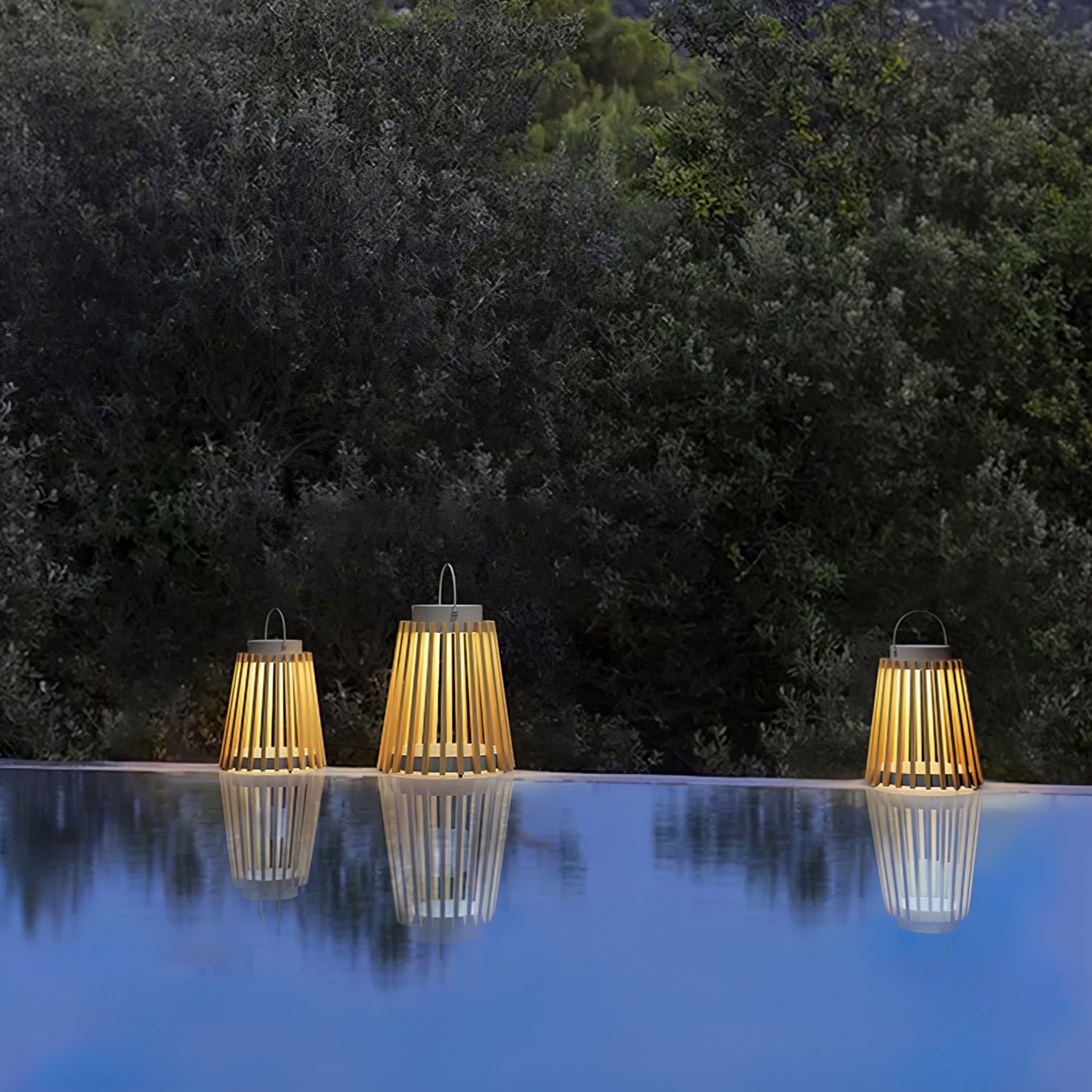 Solene Solar Outdoor Lantern Lamp - Vakkerlight