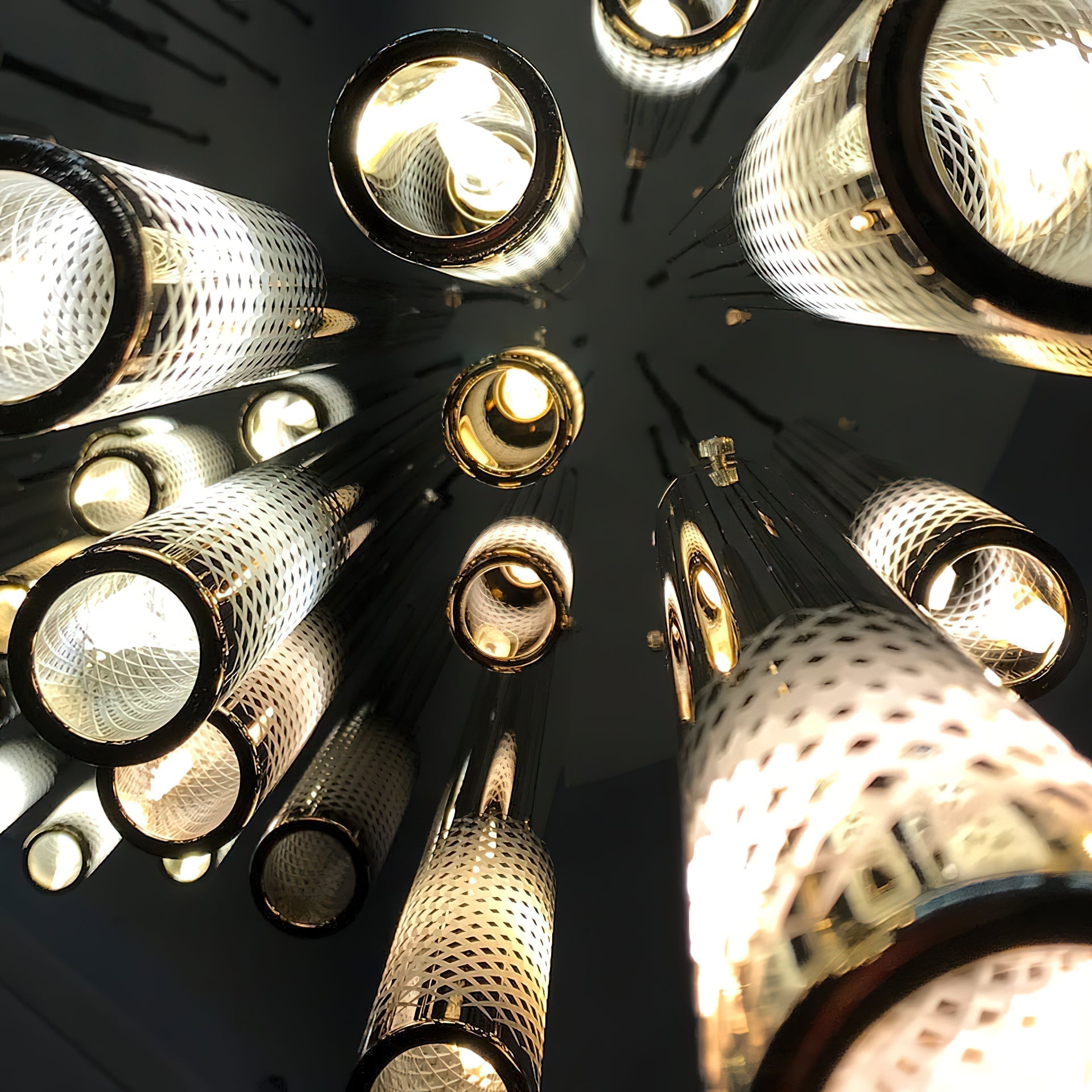 Ovynira Gold Rod Chandelier - Blowlighting