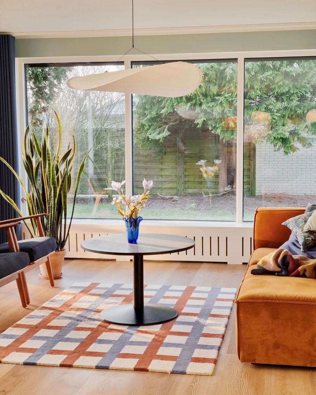 Tense Pendant Light - Blowlighting
