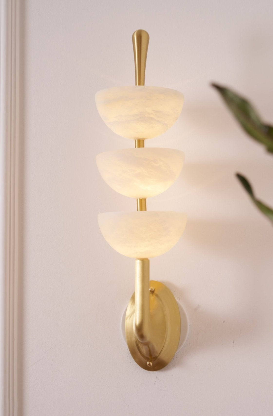 Ulmiraris Alabaster Wall Light - Letslighting