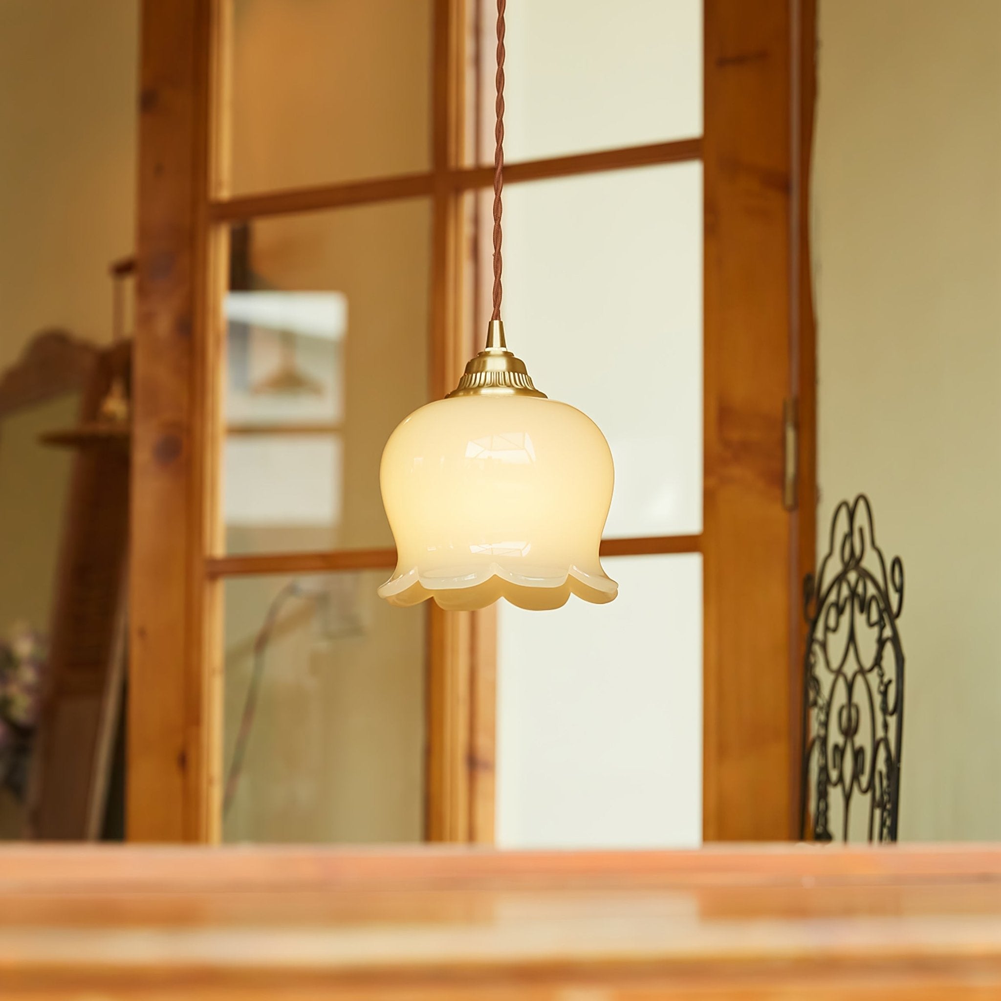 Valley Flower Pendant Lamp - Blowlighting