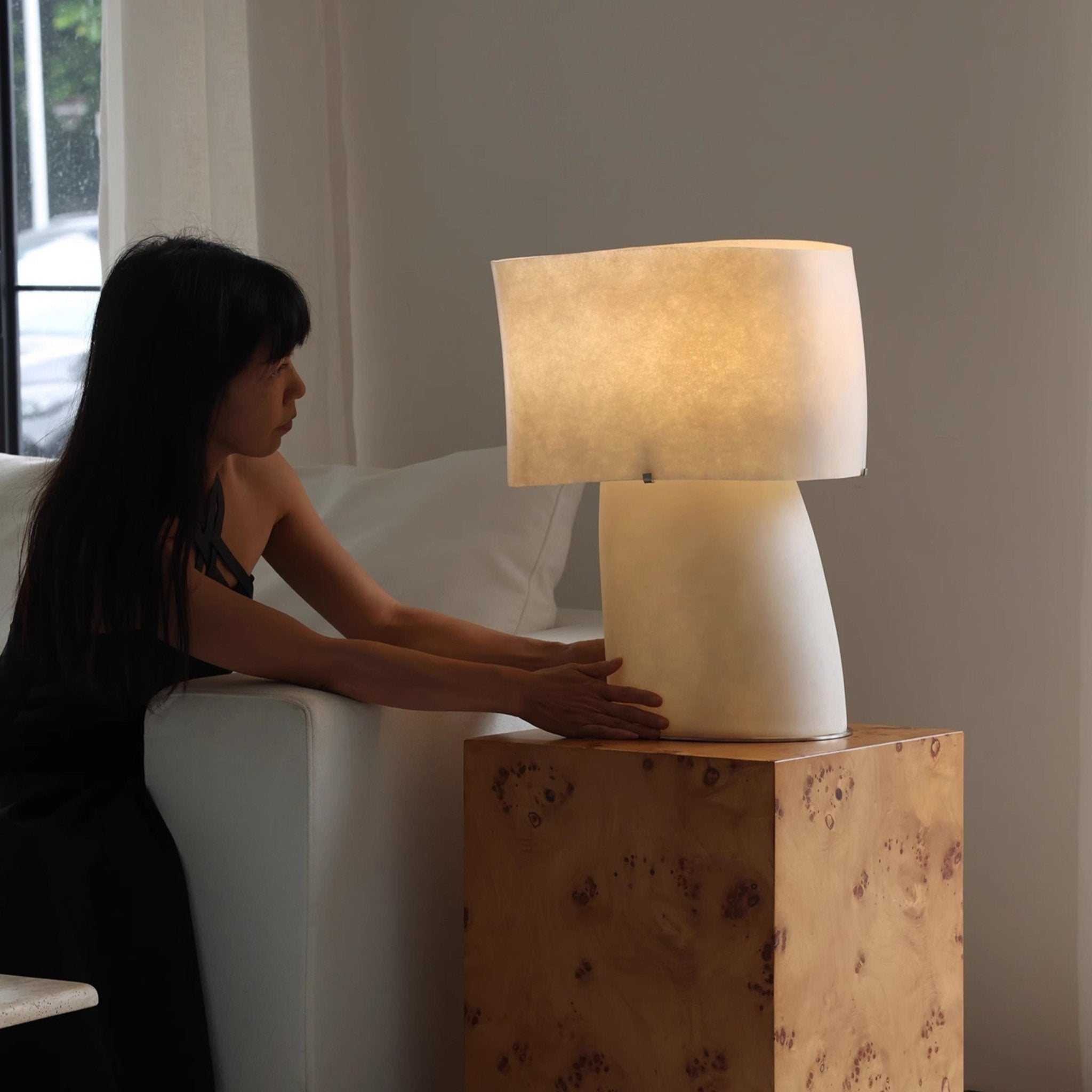 Vellum Moderne Minimaliste Plastique Métal Lampe de Table