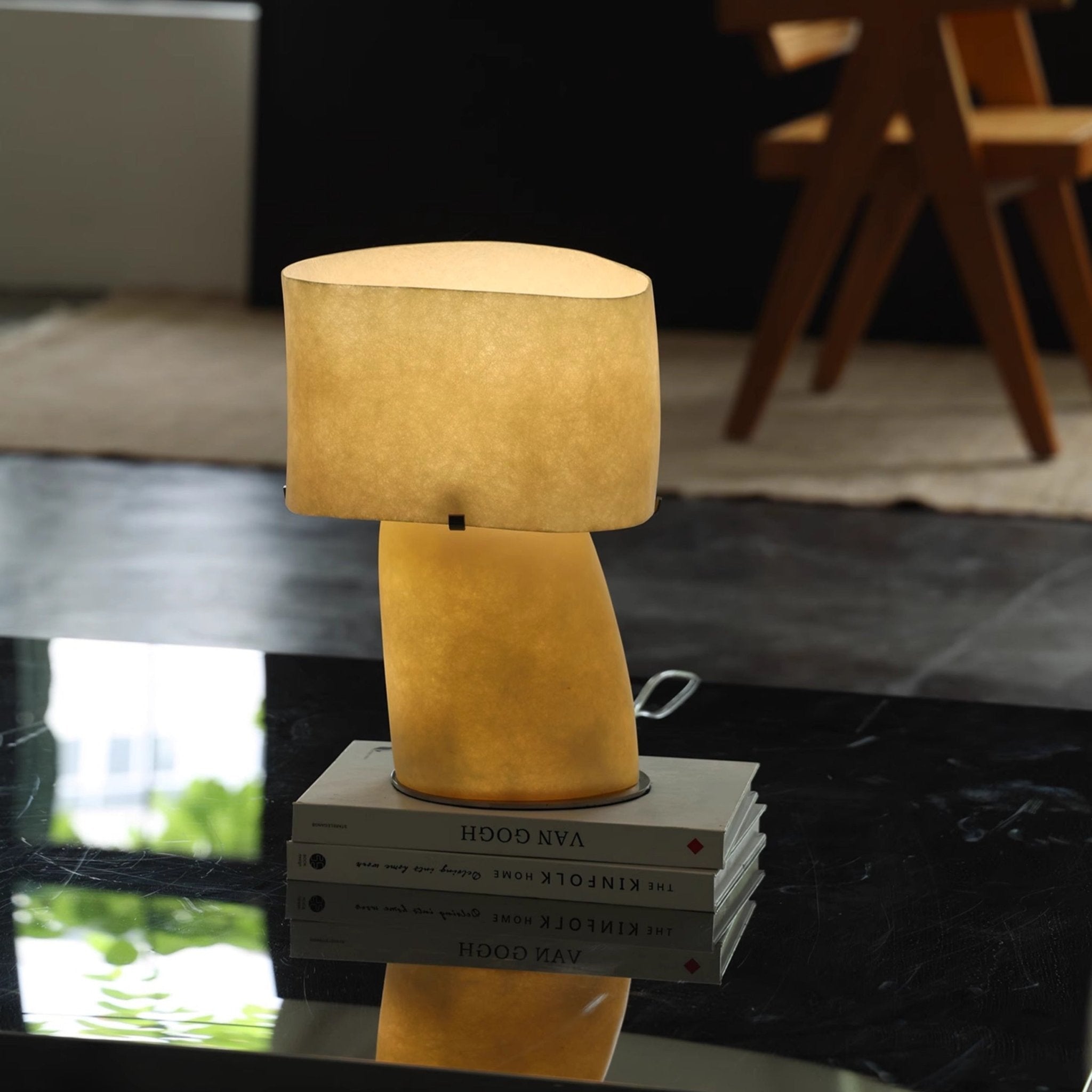 Vellum Moderne Minimaliste Plastique Métal Lampe de Table