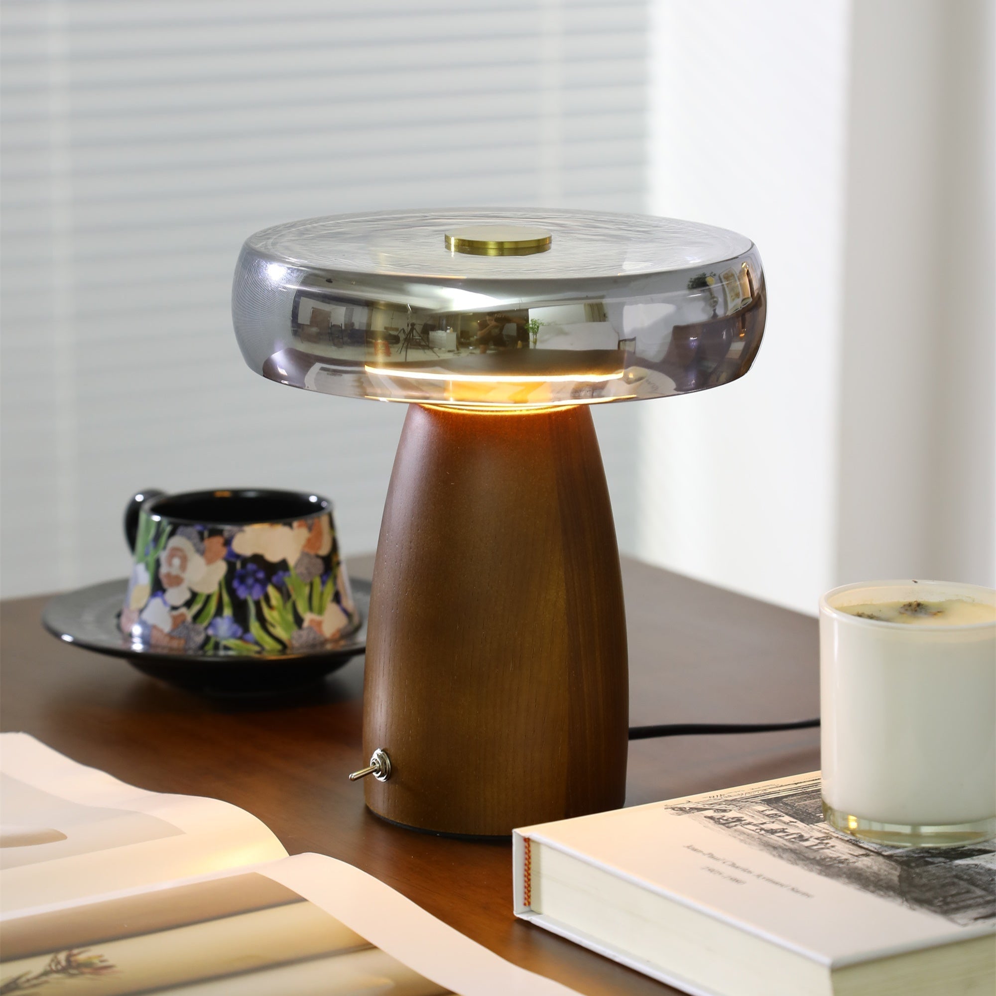 Veyra Lampe de Table Élégante Moderne en Verre