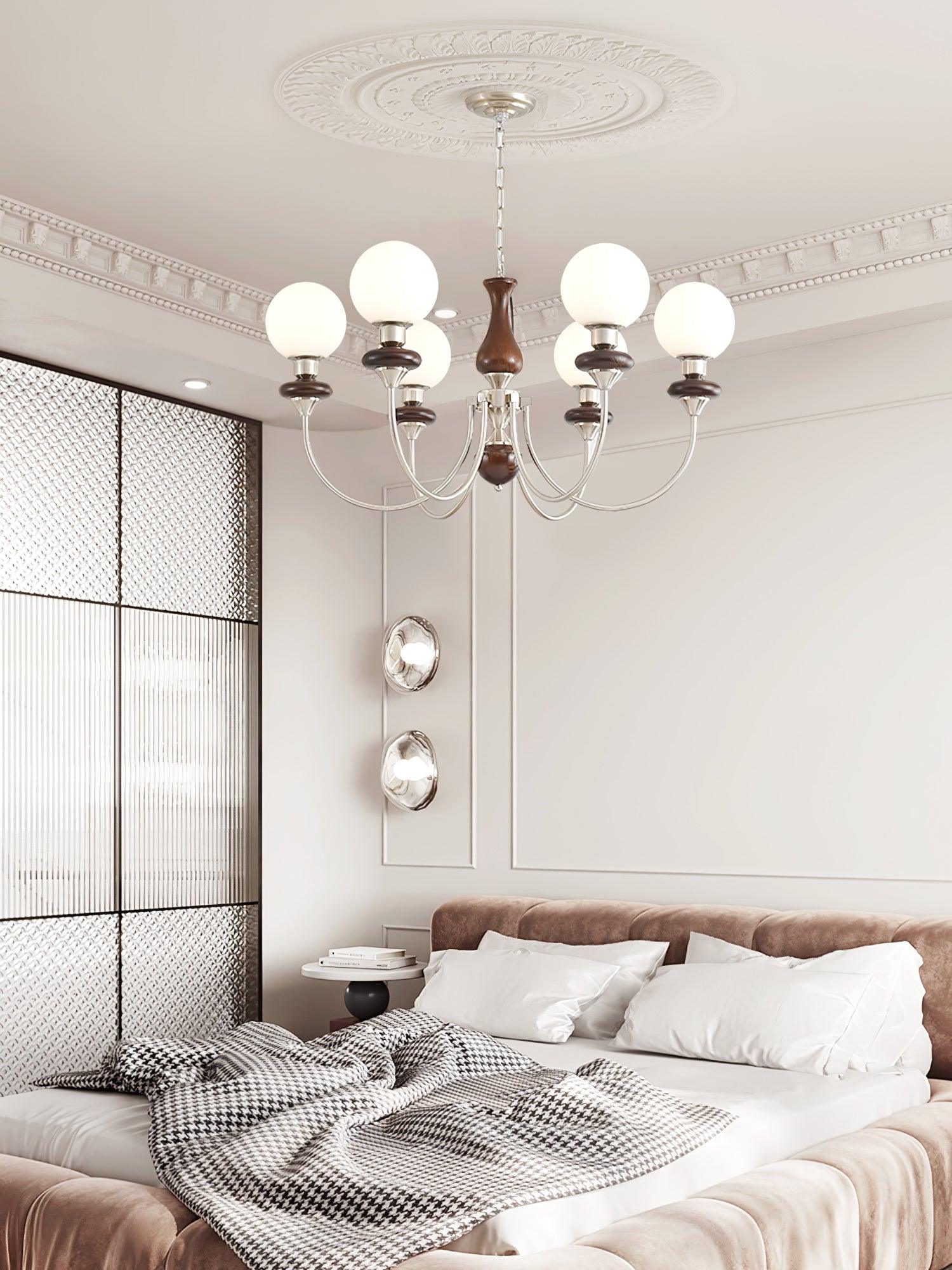 Retro Monique Chandelier - Blowlighting