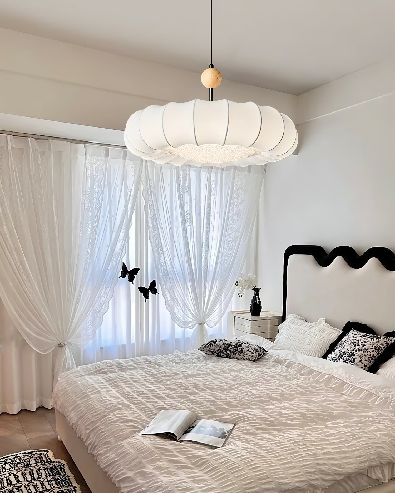Winnie Veil Pendant Light - Blowlighting