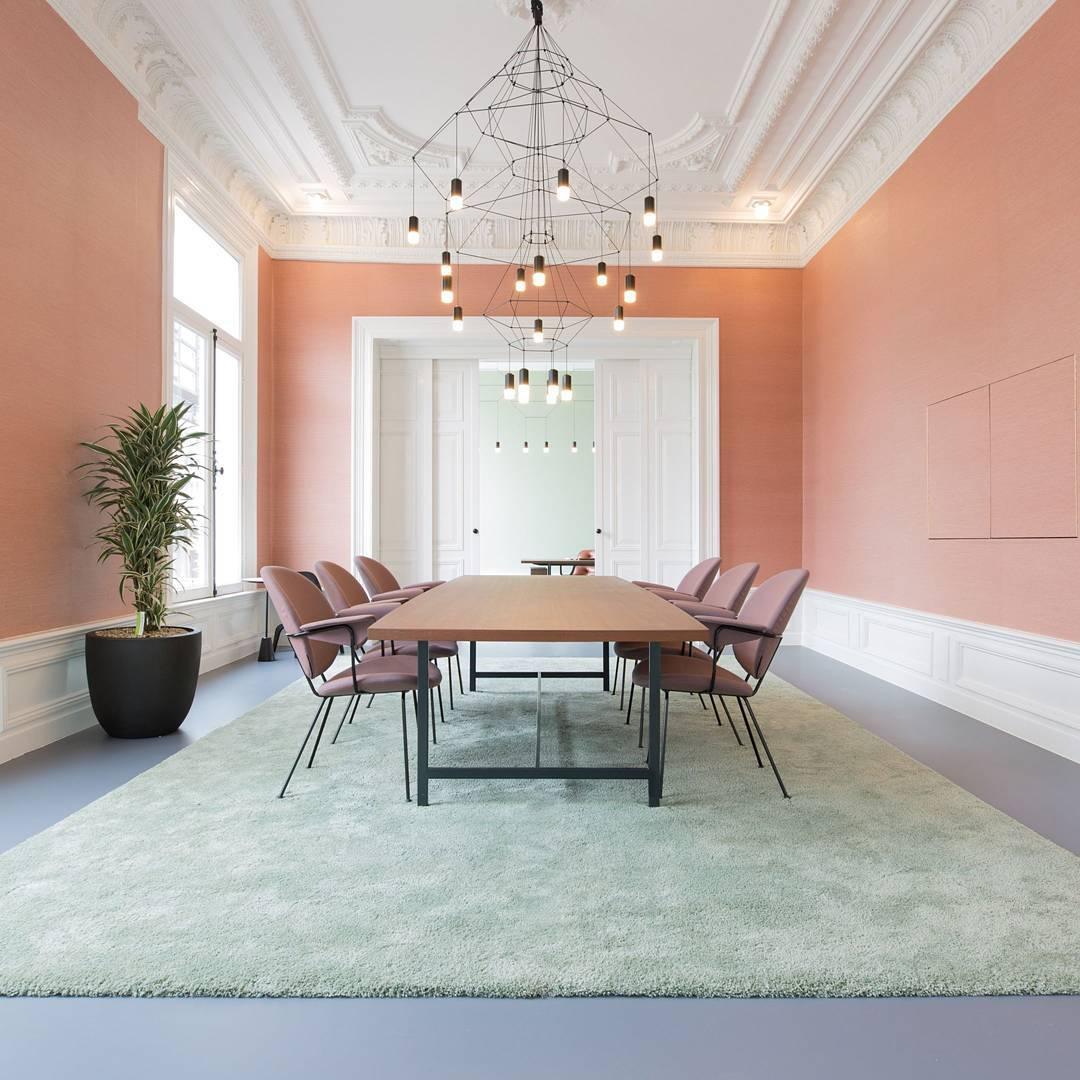 Lines Chandelier - Blowlighting