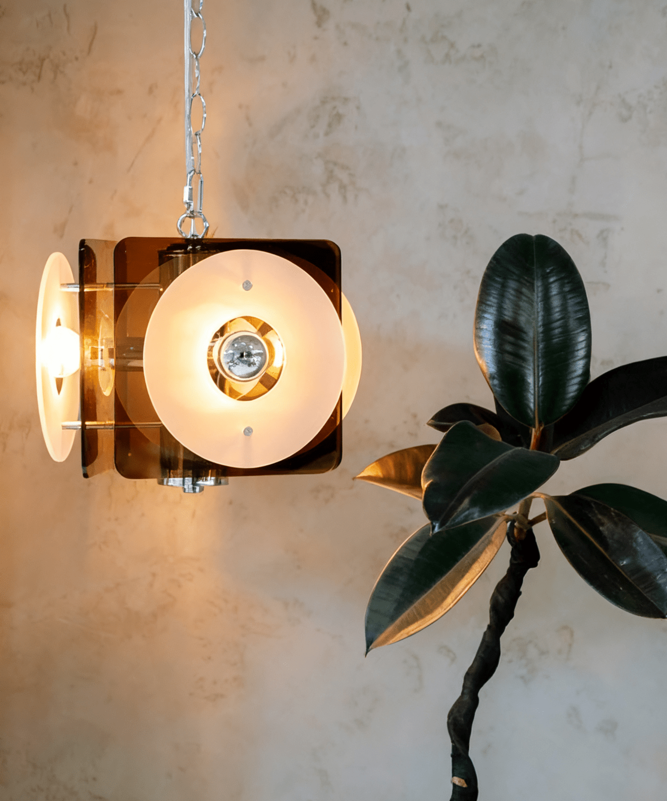 Zerina Suspension Futuriste Élégante Chaleureuse